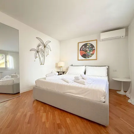 Homeby, Loft Nicholas