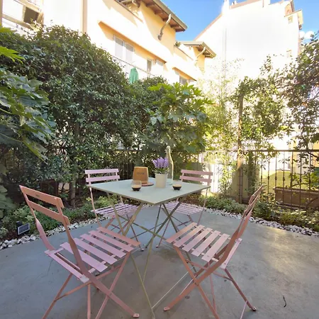 Homeby, Loft Nicholas *