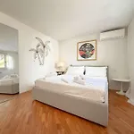 Homeby, Loft Nicholas