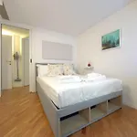 Homeby, Loft Nicholas Milaan