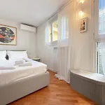 Homeby, Loft Nicholas Milaan