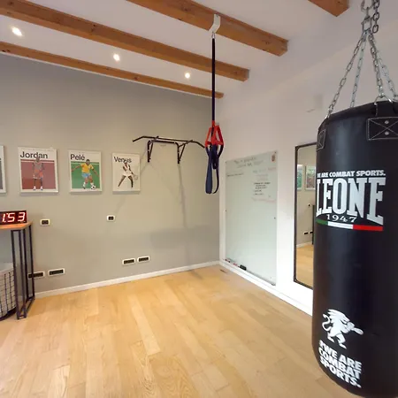 Homeby, Loft Nicholas Daire *