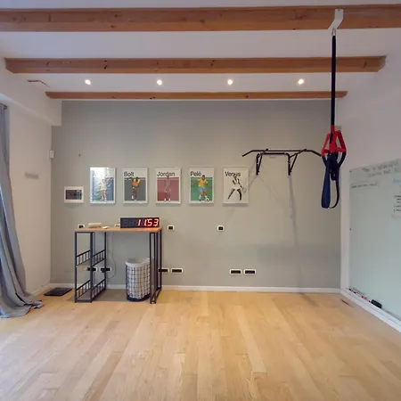 Homeby, Loft Nicholas Daire